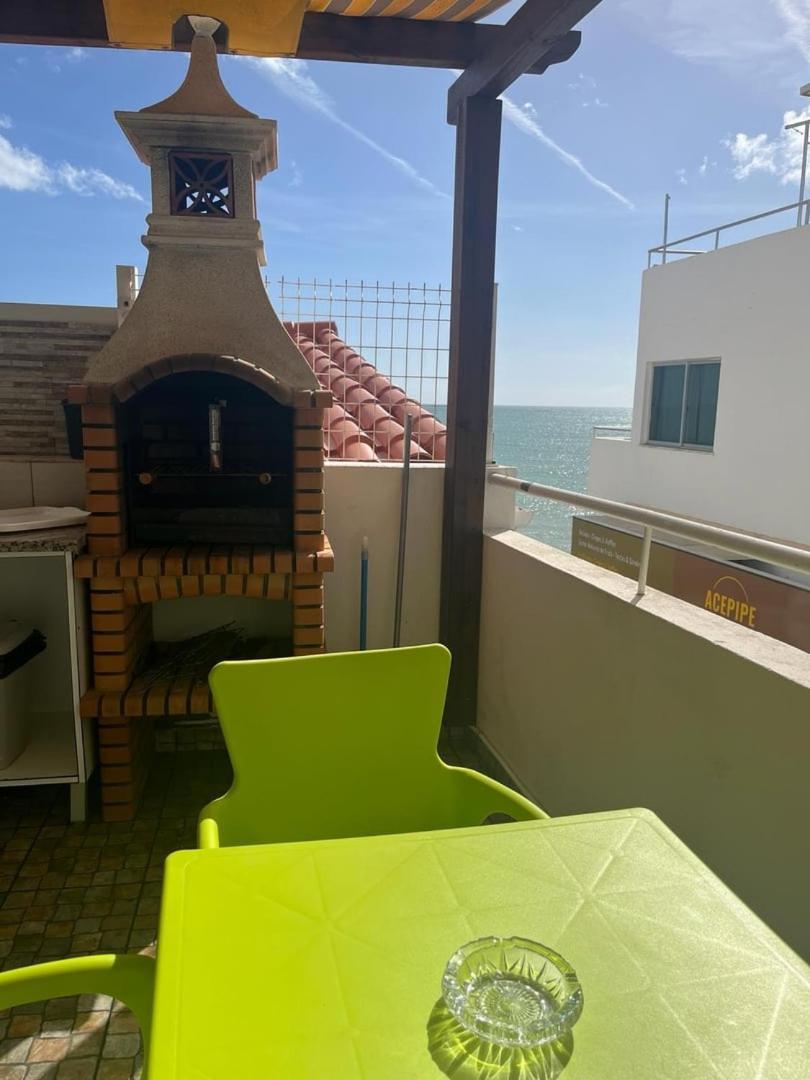 Cozy Albufeira Beachfront Esterno foto